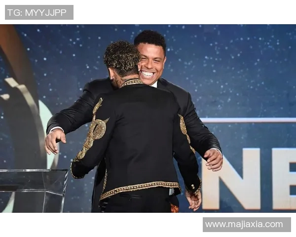 继续领跑法甲积分榜,内马尔梅开二度帮助球队取得胜利